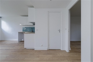 t2 à la location -   93170  BAGNOLET, surface 37 m2 location t2 - UBI476234513